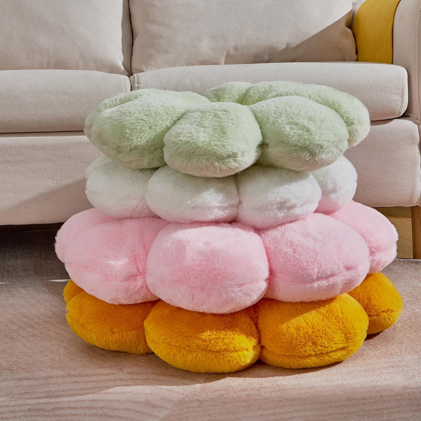 21.65In Cute White Flower Throw Pillow Floor Cushion Pillow as Room Decor Desk Chair Cushion Decorative Bed Throw Pillows for Girls Adults
