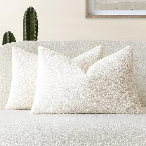 Foindtower Pack of 2, Curly Faux Fur Decorative Throw Pillow Covers Soft Neutral Plush Cushion Case Cozy Fluffy Furry Pillowcase for Home Living Room Couch Bedroom Sofa 18 x 18 Inch, Cream White