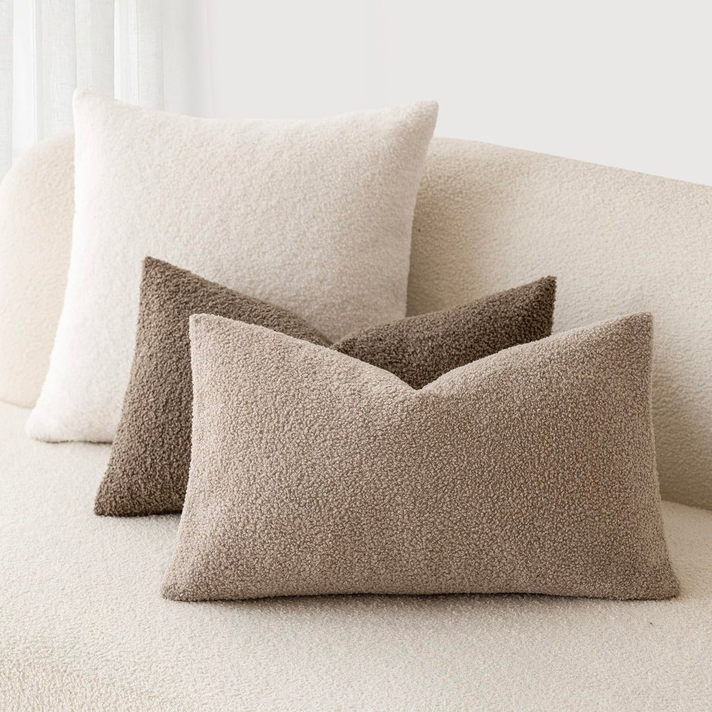 Foindtower Pack of 2, Curly Faux Fur Decorative Throw Pillow Covers Soft Neutral Plush Cushion Case Cozy Fluffy Furry Pillowcase for Home Living Room Couch Bedroom Sofa 18 x 18 Inch, Cream White