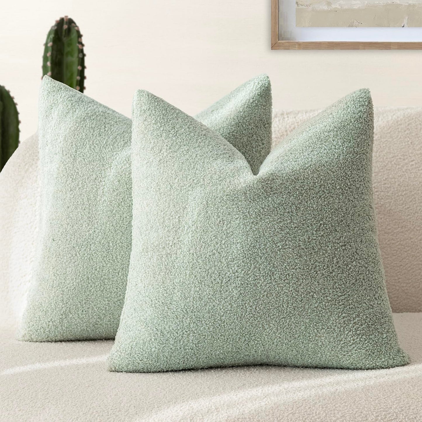 Foindtower Pack of 2, Curly Faux Fur Decorative Throw Pillow Covers Soft Neutral Plush Cushion Case Cozy Fluffy Furry Pillowcase for Home Living Room Couch Bedroom Sofa 18 x 18 Inch, Cream White