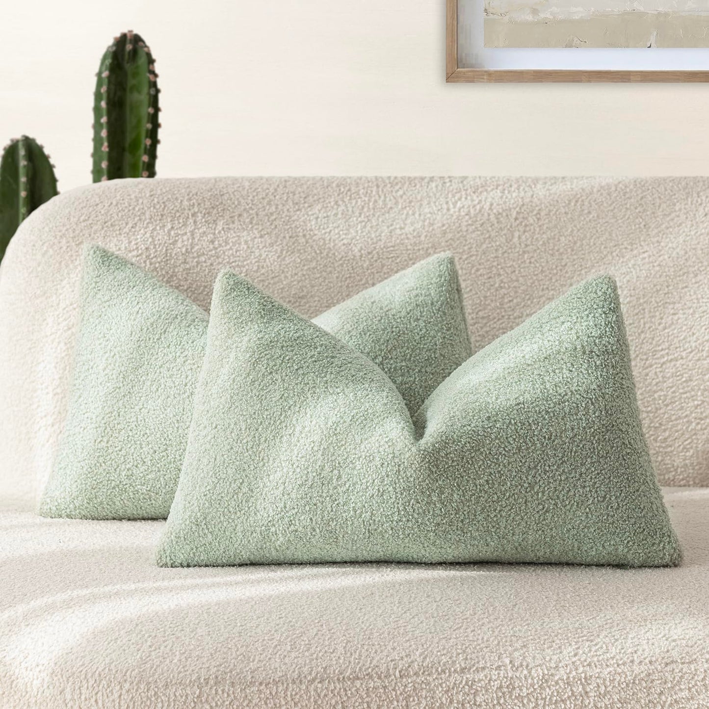 Foindtower Pack of 2, Curly Faux Fur Decorative Throw Pillow Covers Soft Neutral Plush Cushion Case Cozy Fluffy Furry Pillowcase for Home Living Room Couch Bedroom Sofa 18 x 18 Inch, Cream White