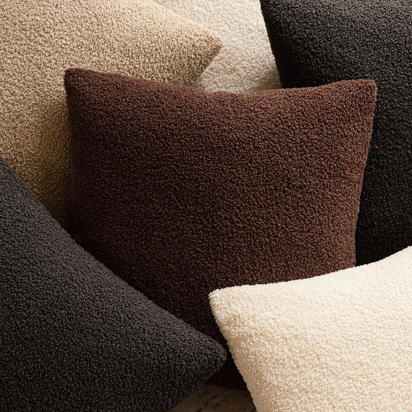 Foindtower Pack of 2, Curly Faux Fur Decorative Throw Pillow Covers Soft Neutral Plush Cushion Case Cozy Fluffy Furry Pillowcase for Home Living Room Couch Bedroom Sofa 18 x 18 Inch, Cream White